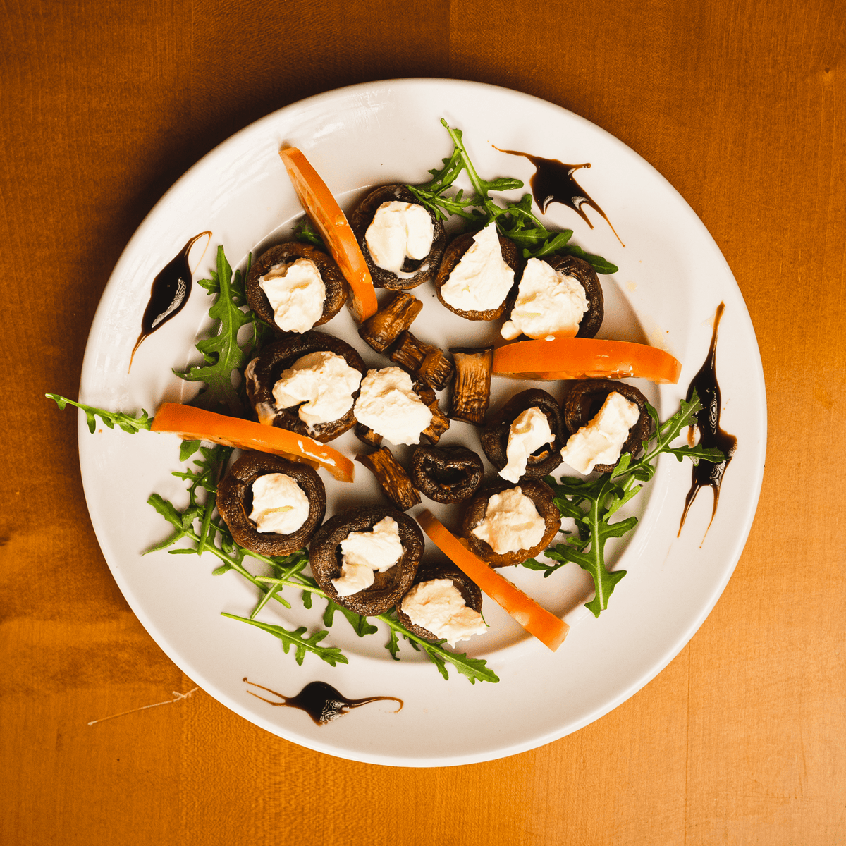 Gegrillte Champignons gefüllt mit Kajmak - Kastanien Hof